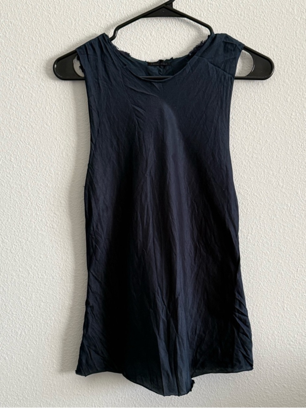 Brazeau Tricot Navy Silk Sleeveless Top Raw Edge Minimalist Blouse Size 2